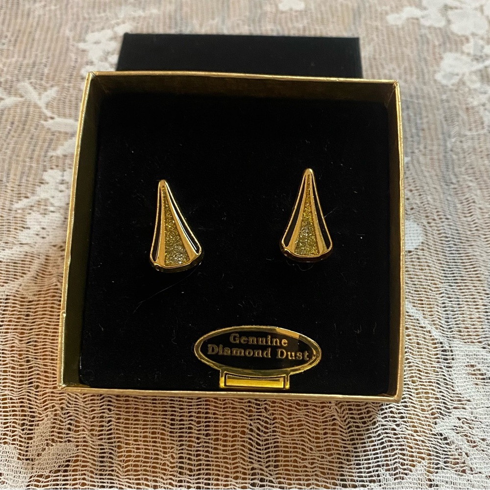 Van Doran genuine Diamond dust clip on gold earrings
